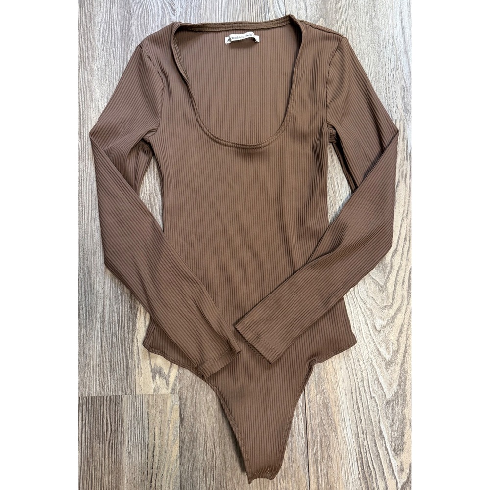 Abercrombie & Fitch Brown Ribbed Long Sleeve Scoop Neck Bodysuit Small